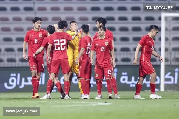 热浪中的生死战:国足今晚迎战澳大利亚,杭州 32℃高温考验两队意志 热浪中的生死战:国足今晚迎战澳大利亚,杭州 32℃高温考验两队意志